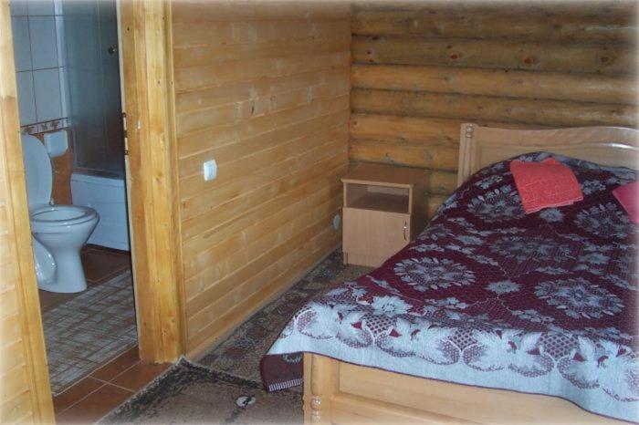 Boykivskiy Dvir Hotel Yasenitsa Zamkova Eksteriør billede